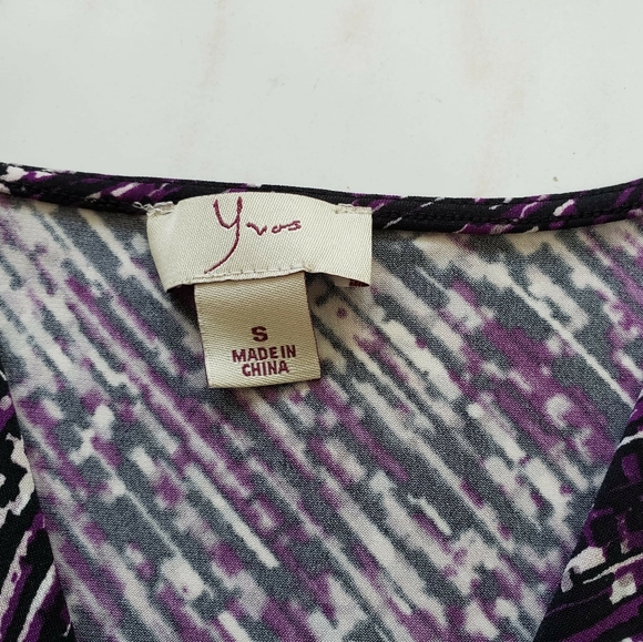Yvos Purple Swirl Top Size Small - Picture 3 of 4
